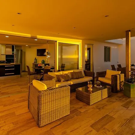 Maiquetia Villa